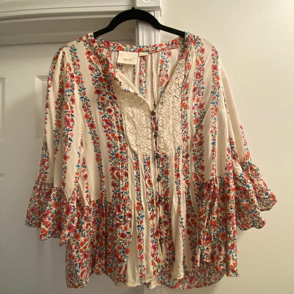 Maeve blouse. Floral blouse. Flowy blouse. 3/4 sleeves. Anthropologie. Size 12.